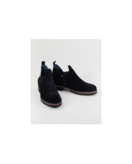 Rasos Ginova Black Buttons with Cutout