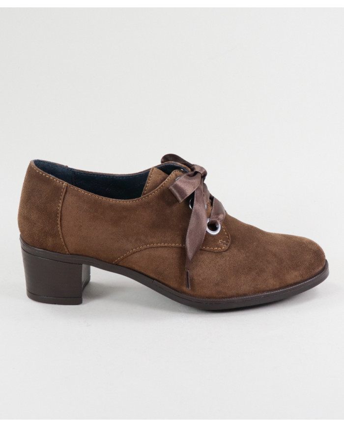 Botins Camel de Senhora Ginova de Salto Médio
