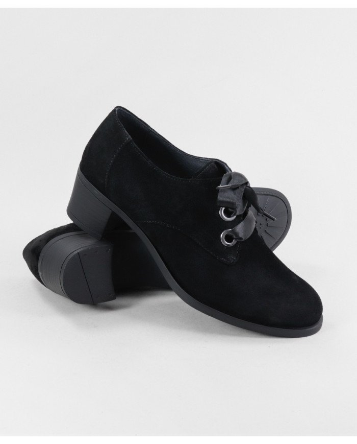 Botins Pretos de Senhora Ginova de Salto Médio