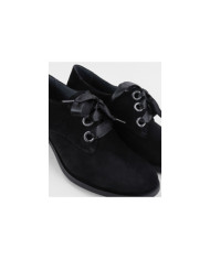 Black Boots of Lady Ginova of Middle Heel