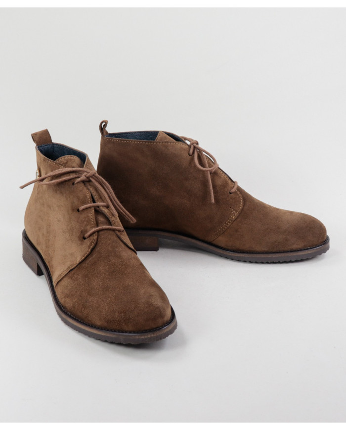 Camel Rasos Ginova Buttons with Finos Cords