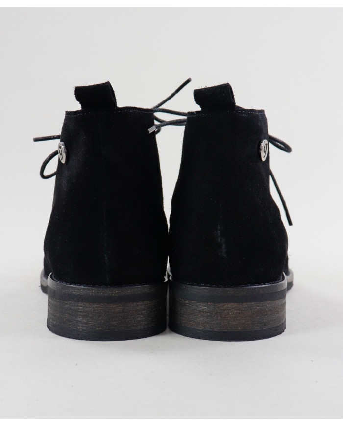 Black Buttons Rasos Ginova with Finos Cords