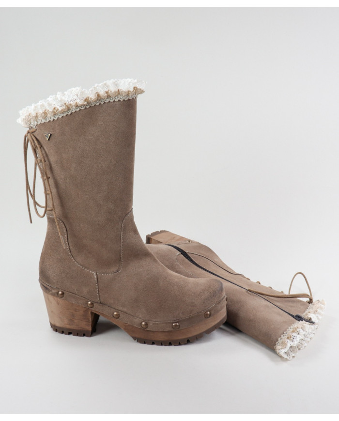 Women's Taupe Boots Ginova with Cords