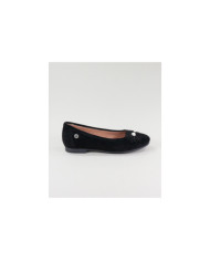 Sabrinas Pretas de Senhora Ginova with Decorative Aplique