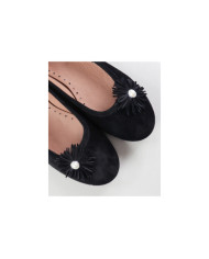 Sabrinas Pretas de Senhora Ginova with Decorative Aplique