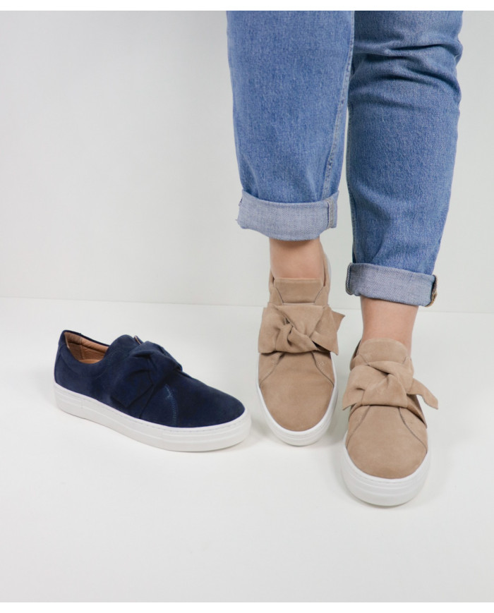 Women's Ginova Trainers with Lace