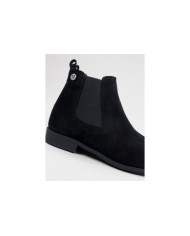 Women's Black Ginova Boots in Suede
