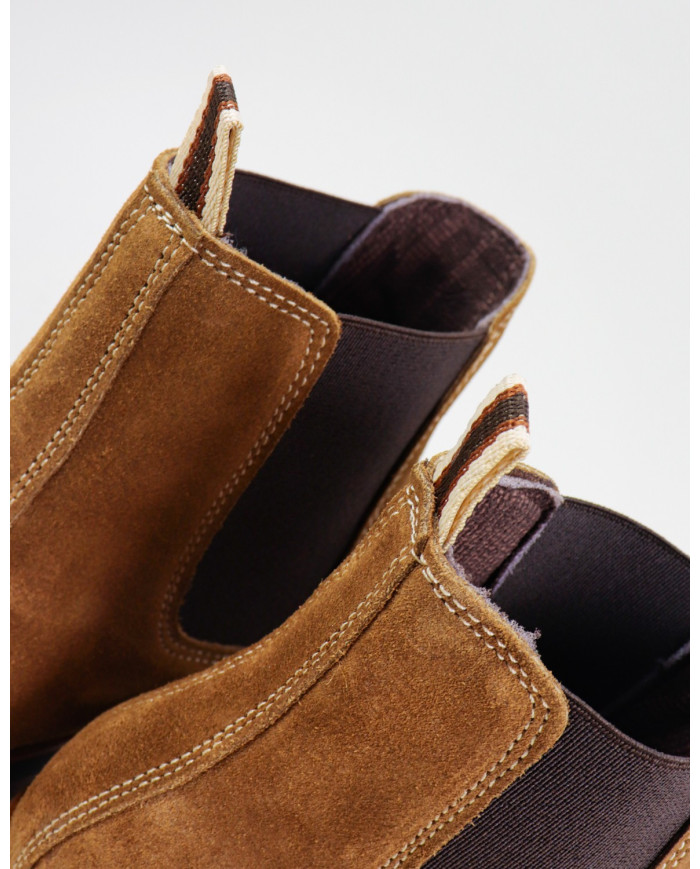 Botas de Lady Ginova con elástico