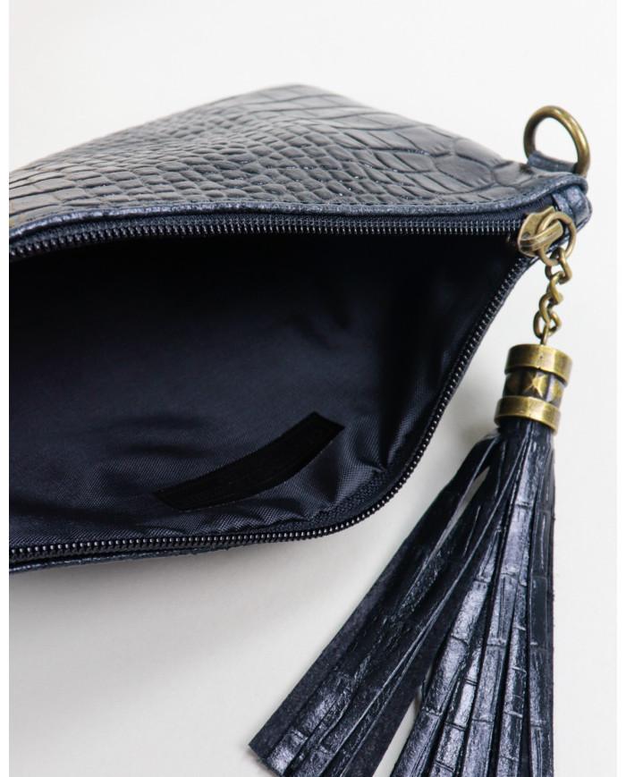 Clutch Preta de Senhora com Pele Gravada