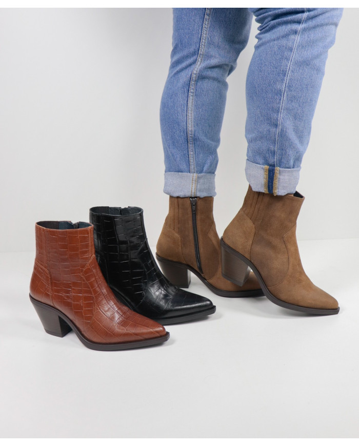 Texana Boots of Middle Heel Ginova