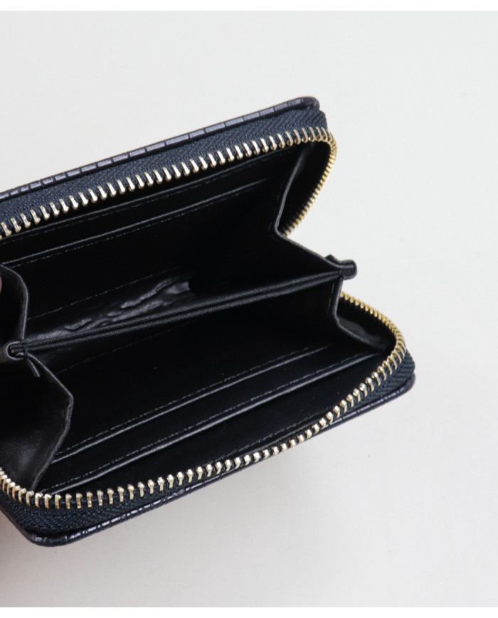 Black Female Wallet with Berloque