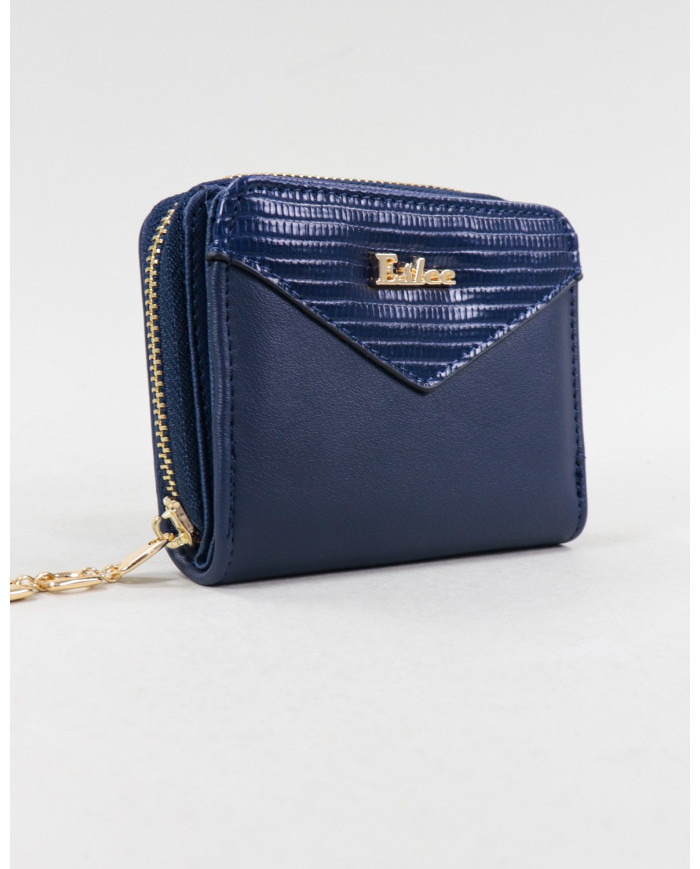 Lady's Blue Wallet with Clasp