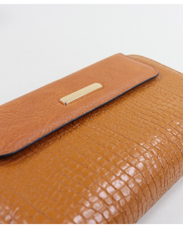 Women's Camel Wallet with Texture