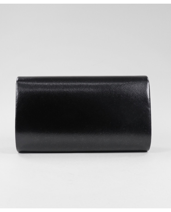 Cerimonia negra Pot with Chains