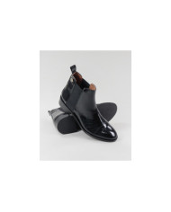 Rasas Ginova Black Boots with Finish Envernised