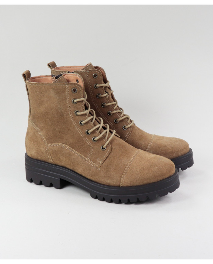 Botins Camel Rasos Ginova com Atacadores