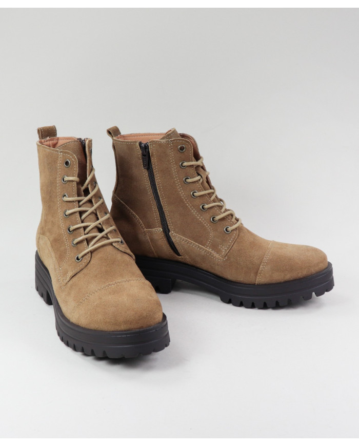 Botins Camel Rasos Ginova com Atacadores