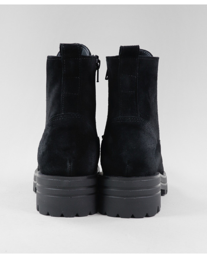 Ginova Rasos Botas con Wholesalers