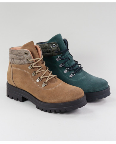 Botins Rasos Ginova em Camurça