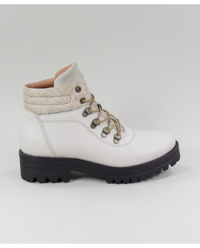 Beige Rasos Ginova Botins in Skin