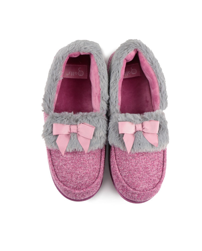 Pantufas de Senhora com Pelo e Laço