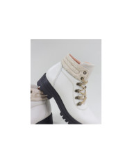 Botins Bege Rasos Ginova em Pele