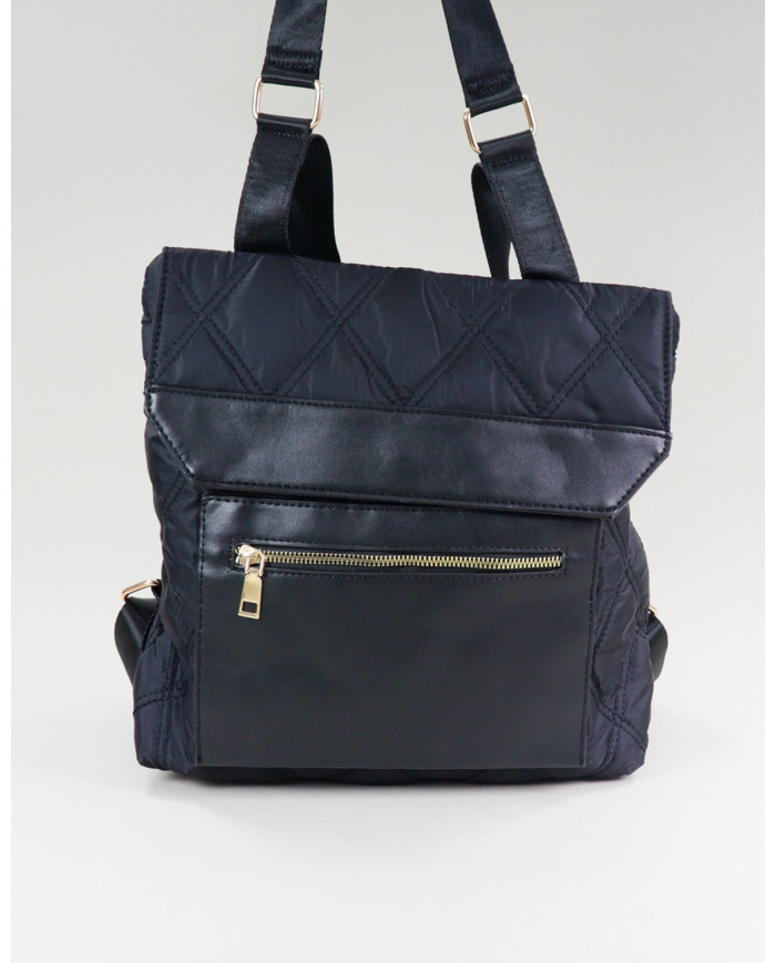 Mochila de señora negra con pala decorativa