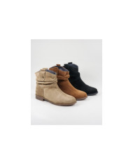 Ginova Rasa Boots with Wrinkled Effect