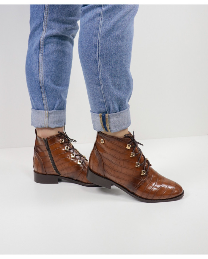 Ginova Rasos Botins with Metallic Apliques