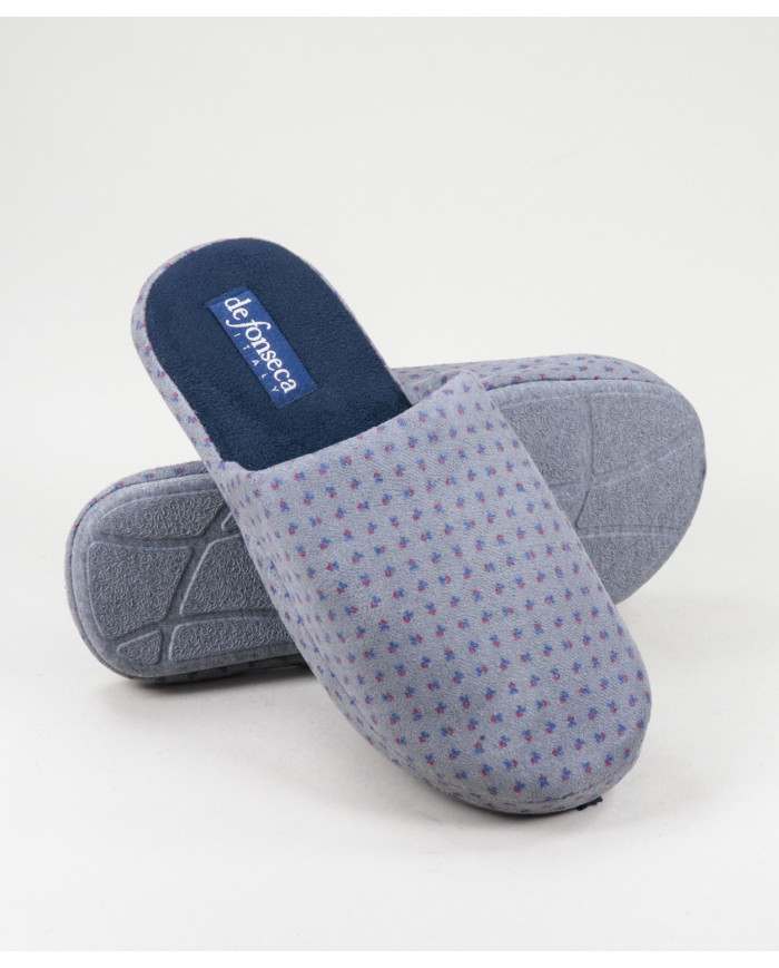 Men's Room Slippers with Pattern
