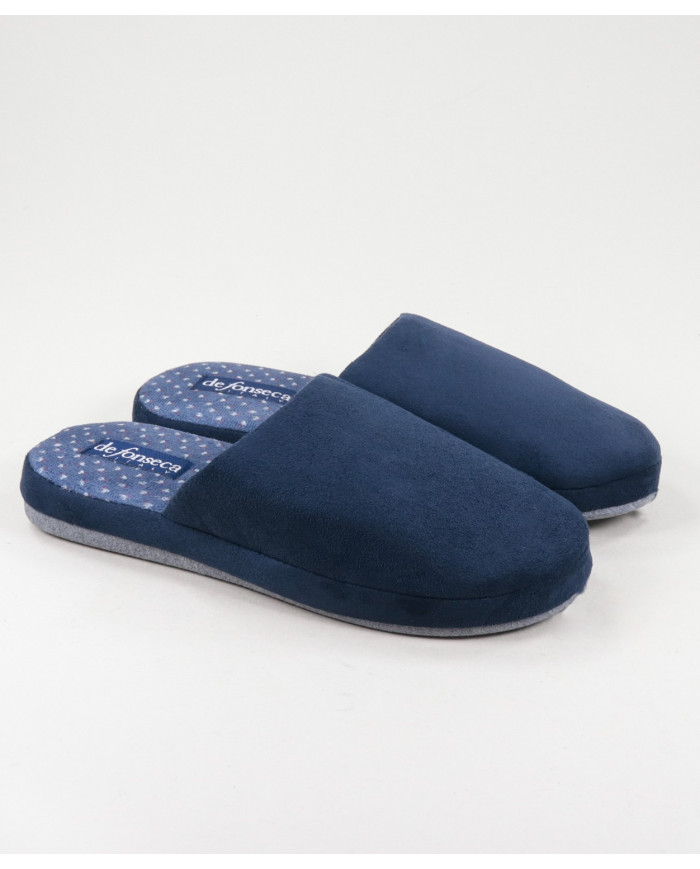 Men's Room Slippers with Pattern