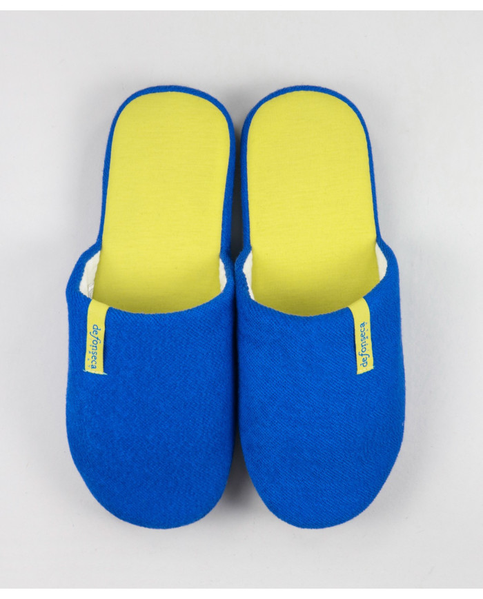 Men's Room Slippers with Two Tons