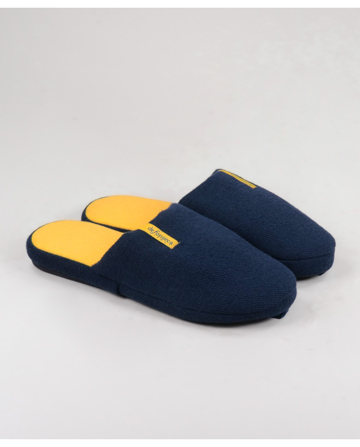 Men's Room Slippers with Two Tons