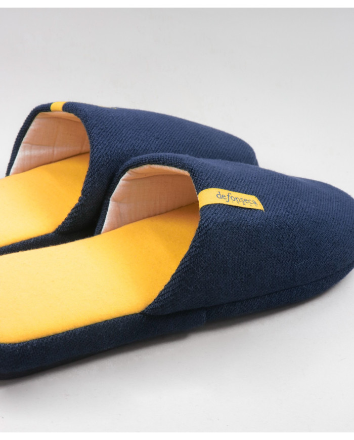 Men's Room Slippers with Two Tons