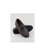 Ginova Man Candle Shoes on Skin