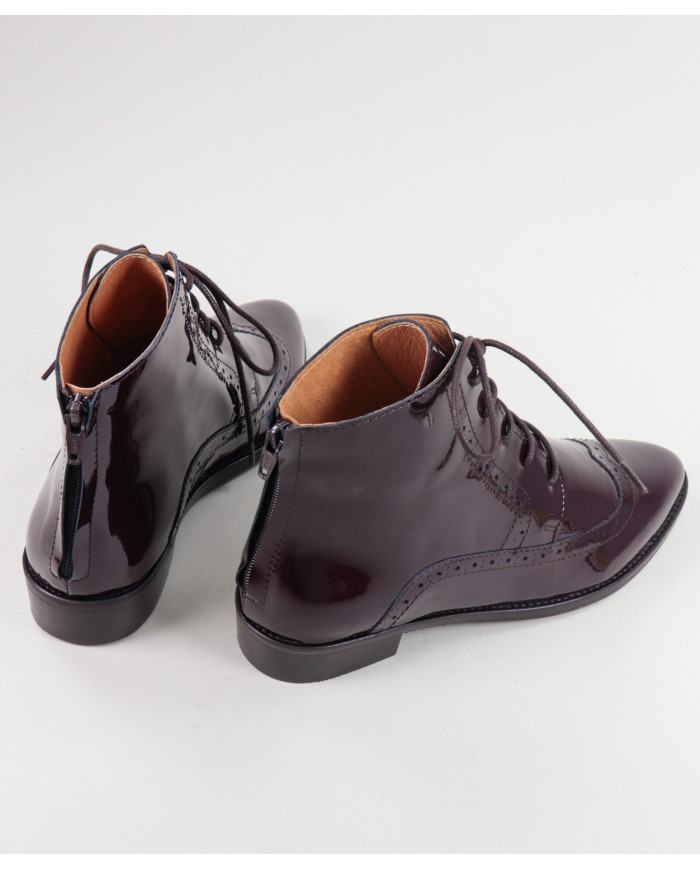 Botas Bordô Rasas Ginova com Fecho Atrás