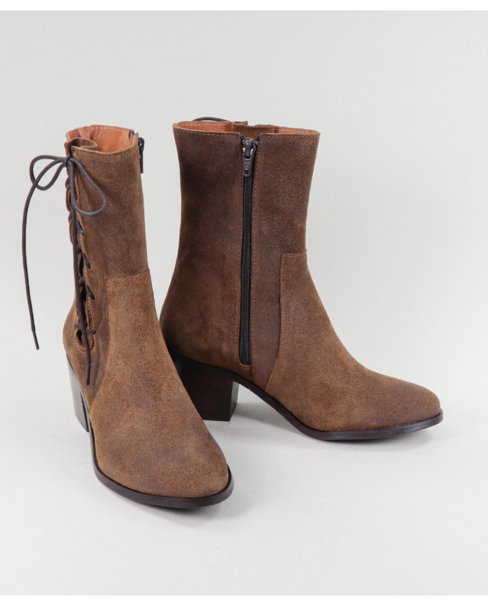 Lady Ginova Boots with Lateral Wholesalers