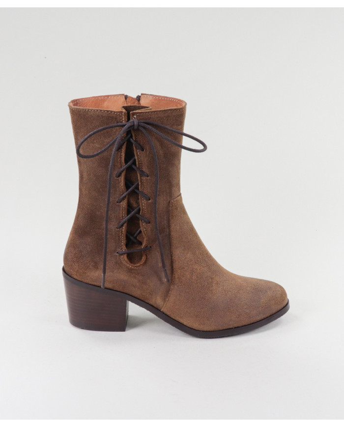 Lady Ginova Boots with Lateral Wholesalers