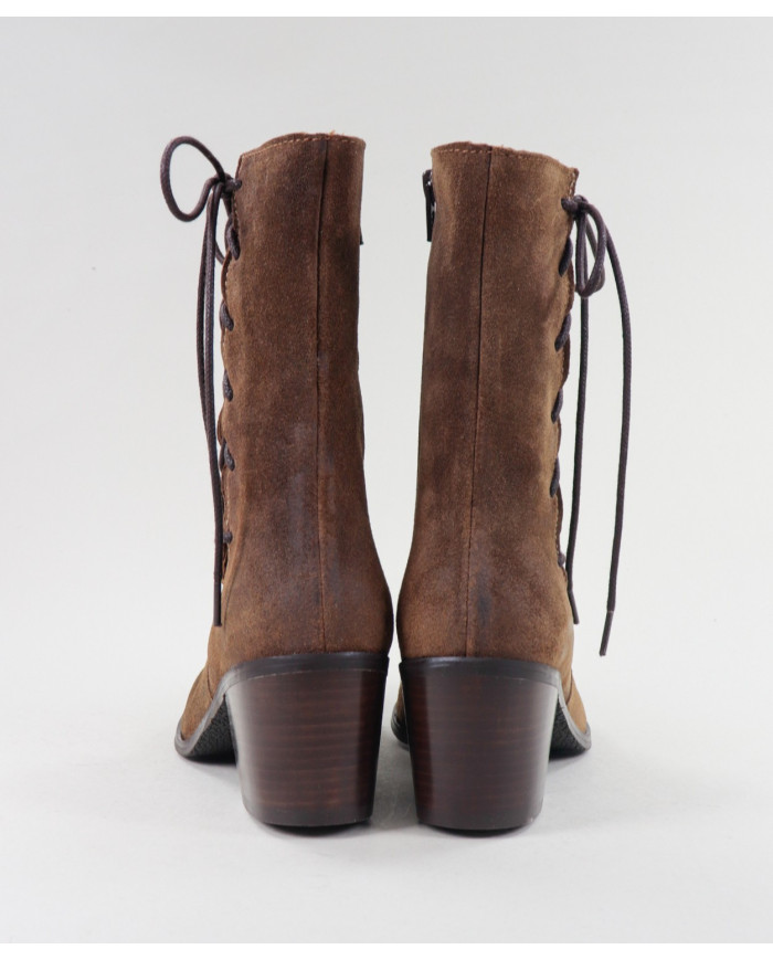 Lady Ginova Boots with Lateral Wholesalers