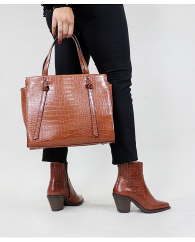 Lady Camel with Hand Strap