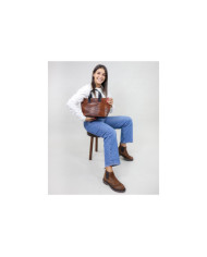 Camel of Lady of Hand in Skin