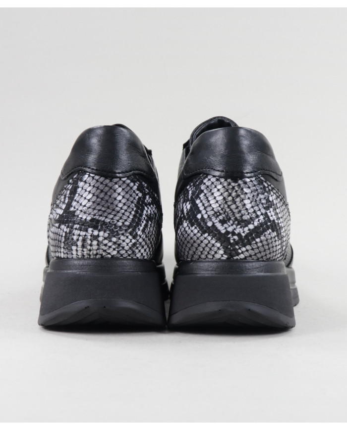 Sapatilhas de Senhora Ginova de Cunha