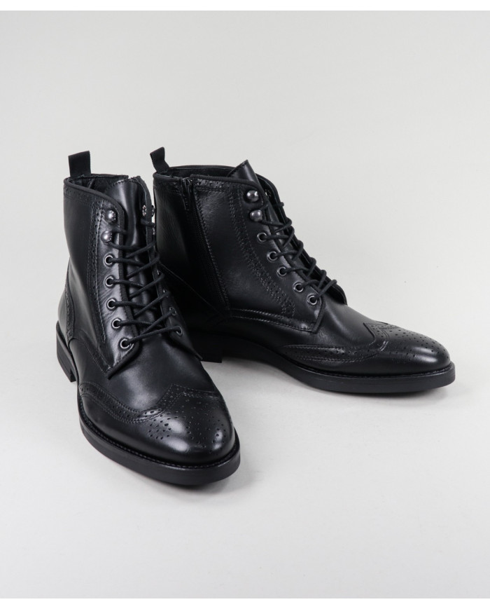 Boots with Ginova Man Wholesalers