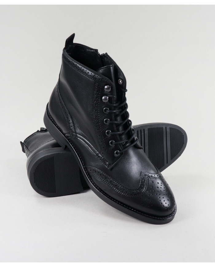 Botas con Ginova Man Wholesalers