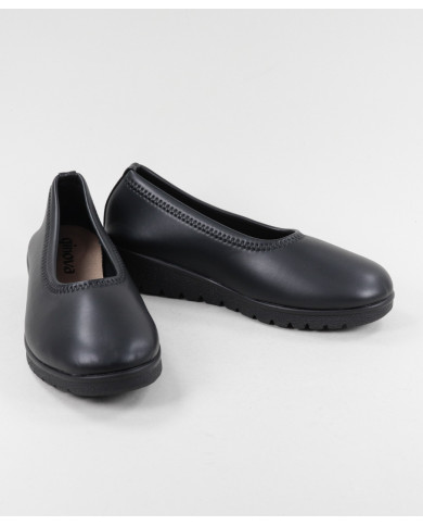 Lady Ginova Shoe with Seams