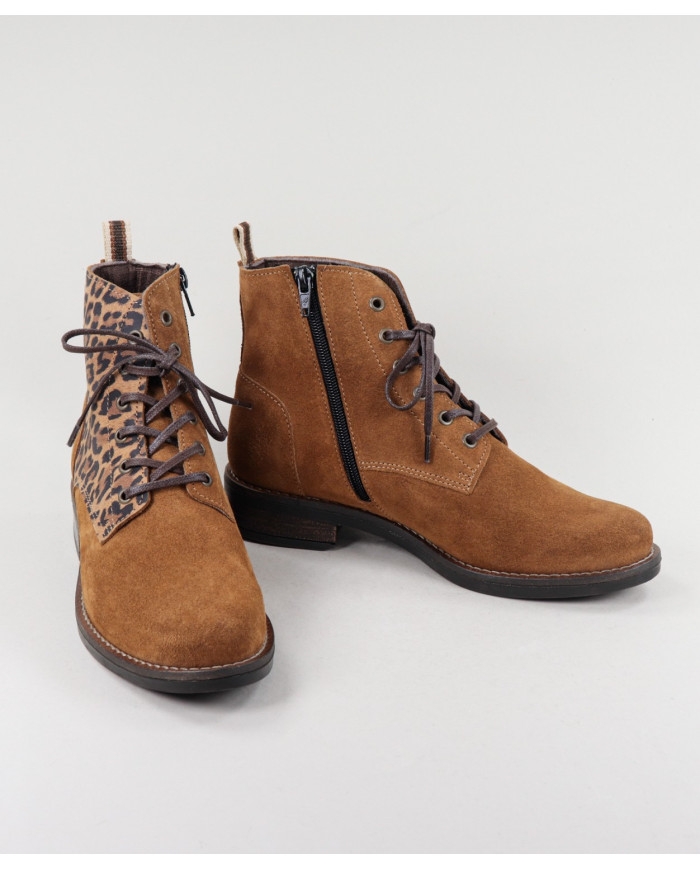 Botins Rasos Ginova com Pormenor em Leopardo