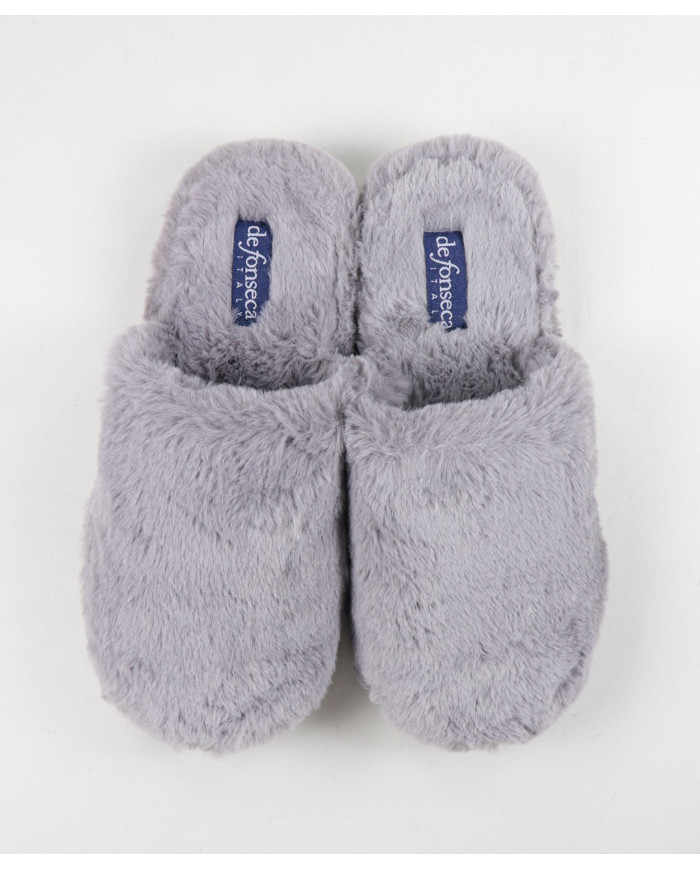 Ladies Room Slippers in Pelo