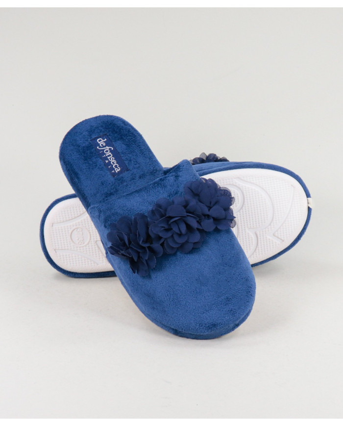 Ladies Room Slippers with Fabric Flowers