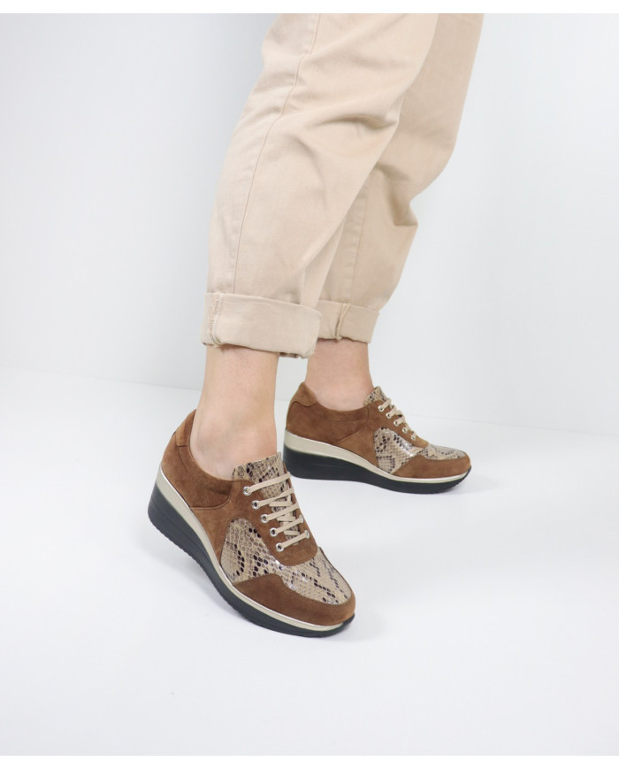 Ginova shoes of Cunha Wholesalers