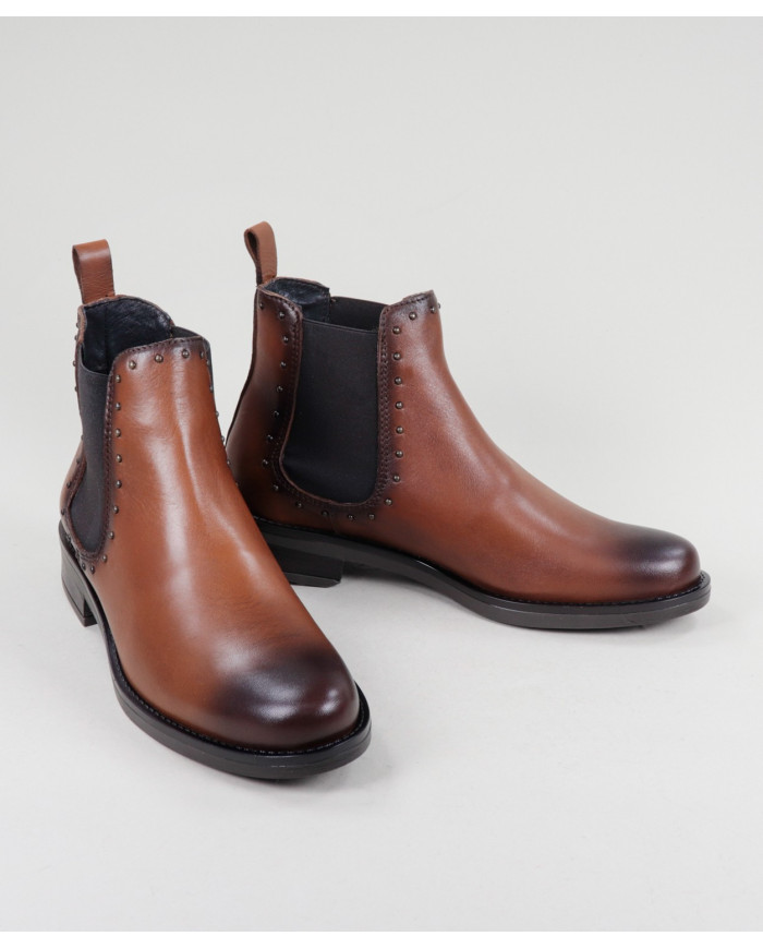 Camel Rasas Ginova boots with Elastic and Tachas